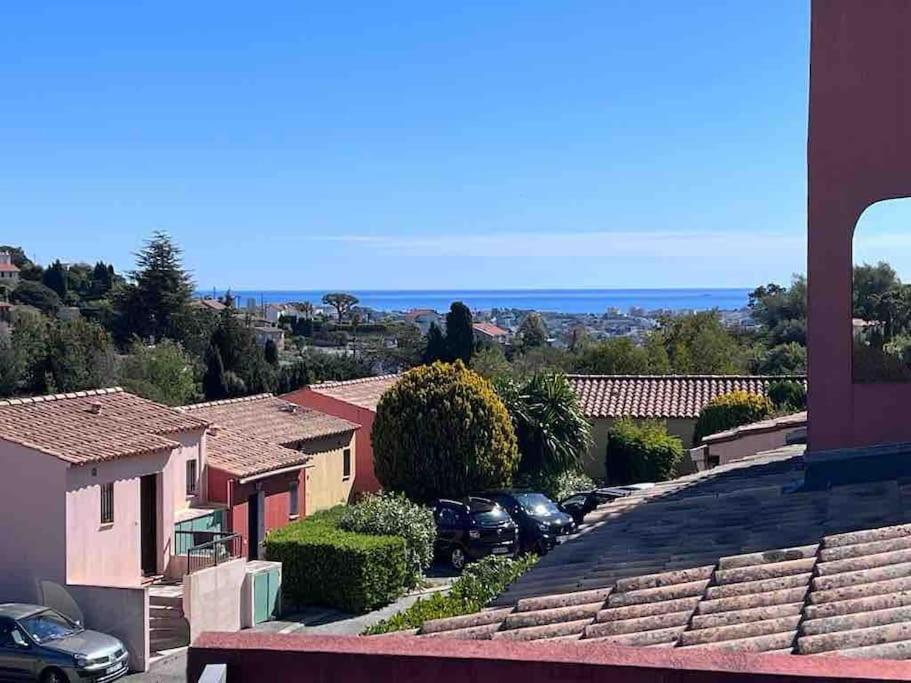 Charmant Studio Pour 3 Personnes Vallauris Exterior foto