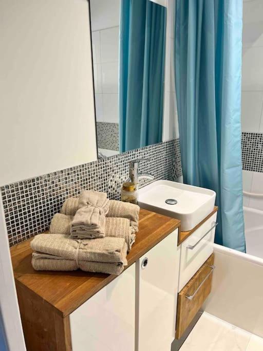 Charmant Studio Pour 3 Personnes Vallauris Exterior foto